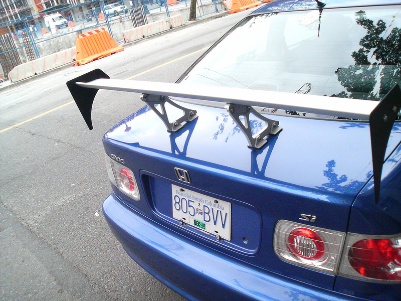 Illustration for article titled Ten Car Fads That Deserve To Die Forever